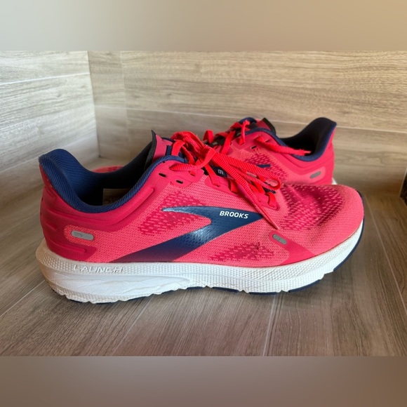 Brooks Launch GTS 9 Running Shoes, Pink, Women's 9.5 - Picture 15 of 16